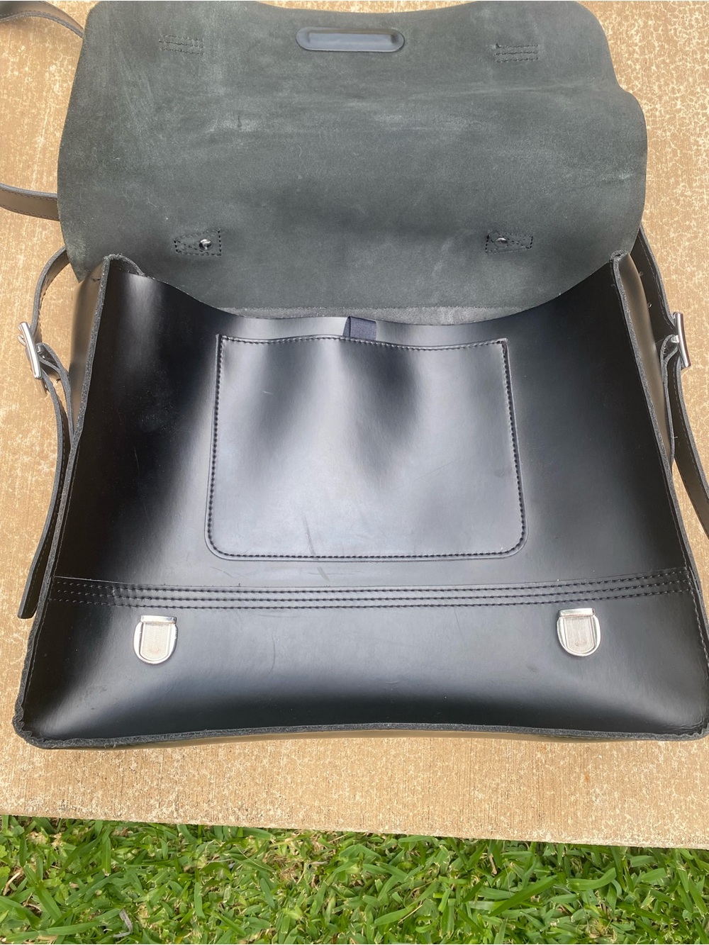 Dr. Martens Laptop Black Leather Messenger Bag with Top Handle 14”x12” - Picture 10 of 13